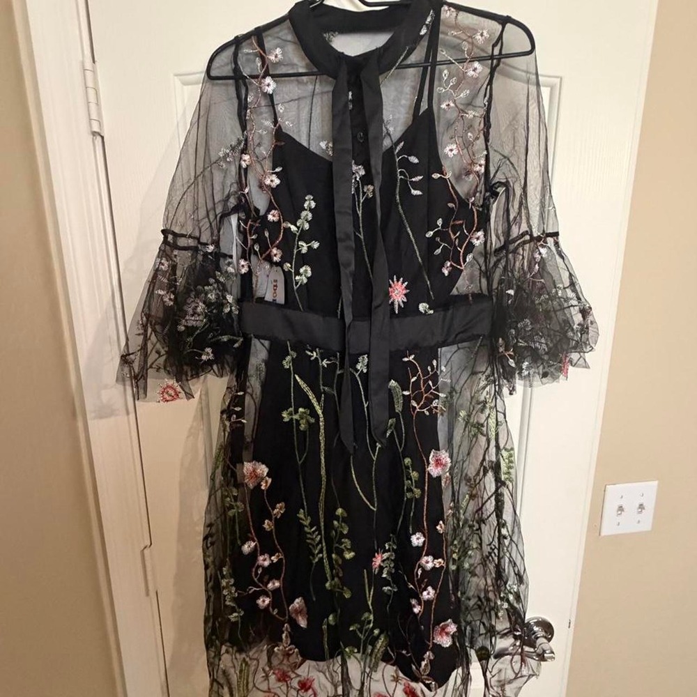IDOPIP Black Mini Dress Embroidered Floral Sheer Overlay Pink Flowers Size L